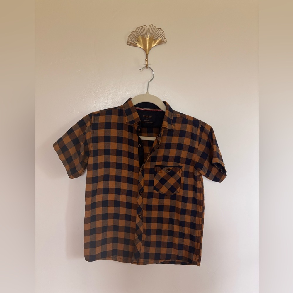 Nomad Boys Buffalo Plaid Button-Up Shirt | Size 8 | A10
